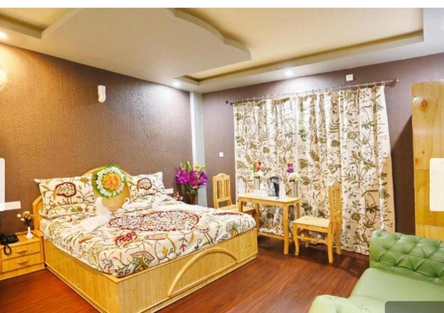 Hotel Shefaf Durgjan Εξωτερικό φωτογραφία
